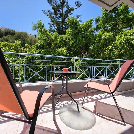 ארגוסטולי Colourful Apartments מראה חיצוני תמונה